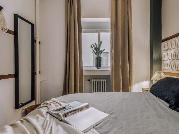 Elegant 2 Bedroom Apartment with AC on General Pardiñas Street, Madrid Amsterdam Apartments for Rent