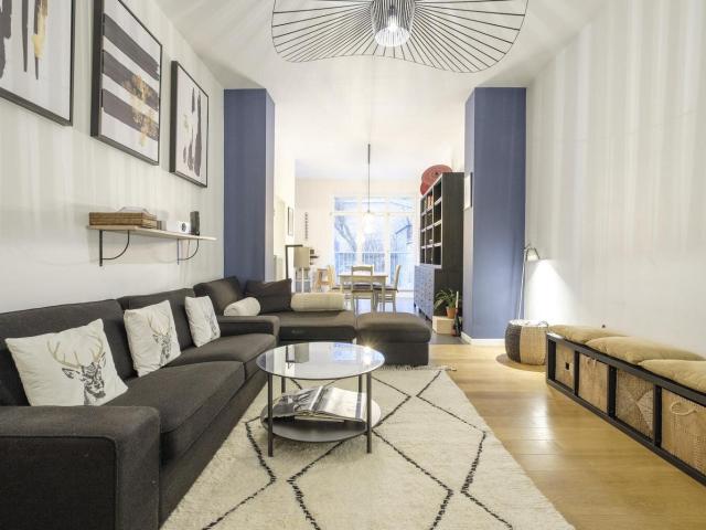 Elegant 2 bedroom duplex with terrace and garden