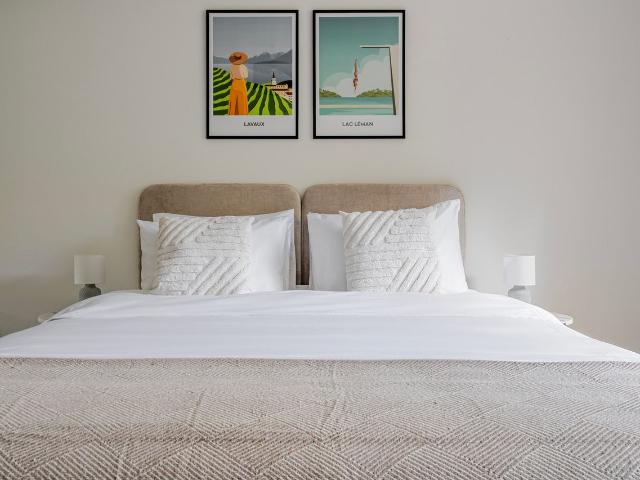 Elegant 2 Bedroom Furnished Apartment in Basel Vorstaedte, Basel Amsterdam Apartments for Rent