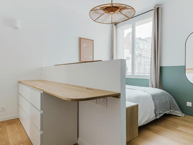 Elegant 2 Bedroom Paris Apartment Awaits You, Paris Amsterdam Apartments for Rent