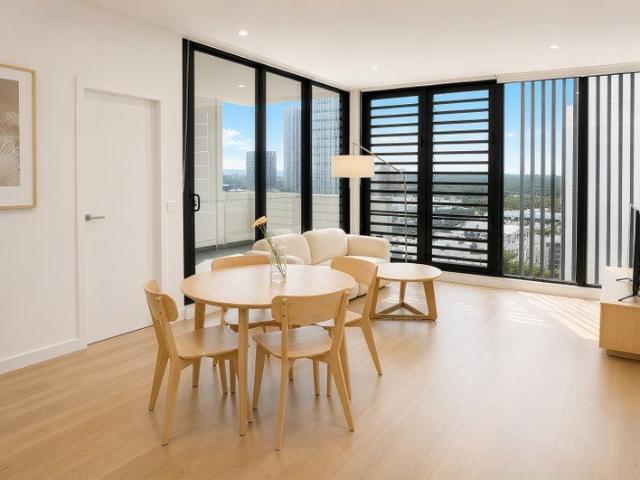 Elegant 2 Bedroom Residence | North East Facing | Level 15