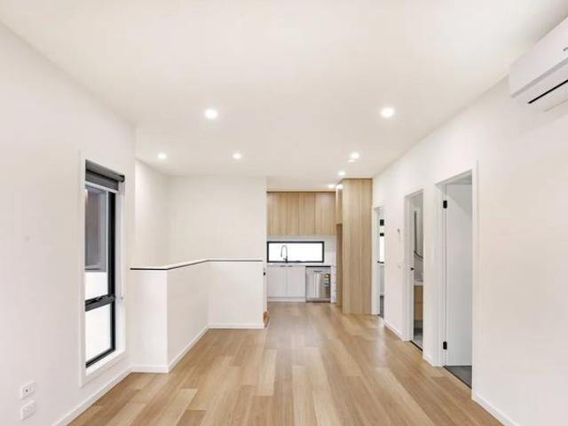 Elegant 3 Bedroom Unit with Modern Amenities and Sophisticated Interiors