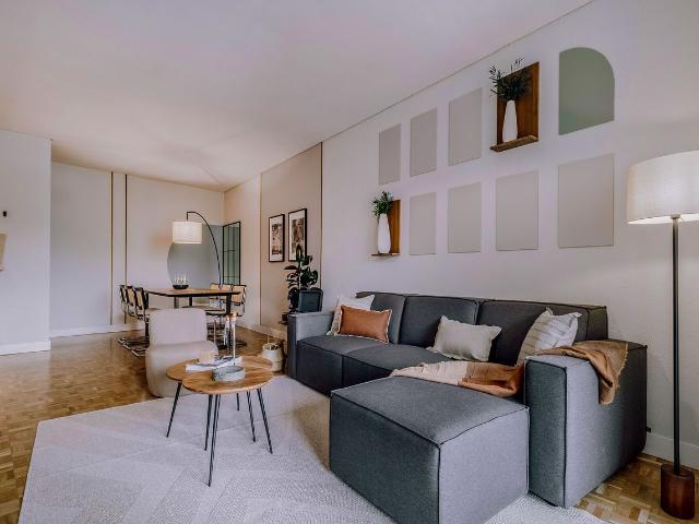 Elegant 3 Bedroom Apartment with Modern Design and Air Conditioning on Cristóbal Bordiú Street, Madrid Amsterdam Apartments for Rent