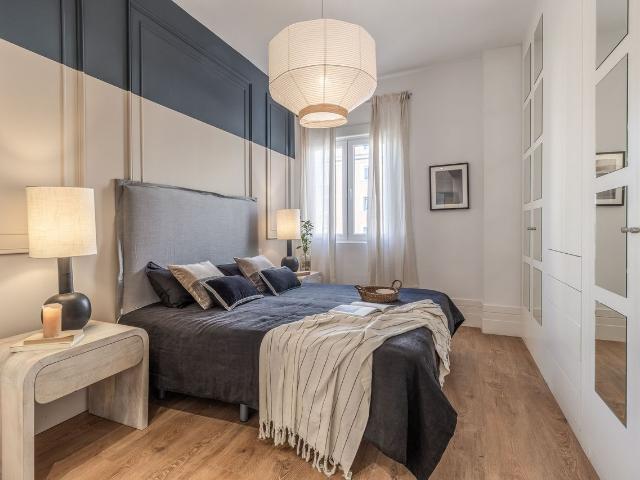 Elegant 3 Bedroom Apartment with Modern Design and Smart Amenities in Retiro, Madrid Amsterdam Apartments for Rent