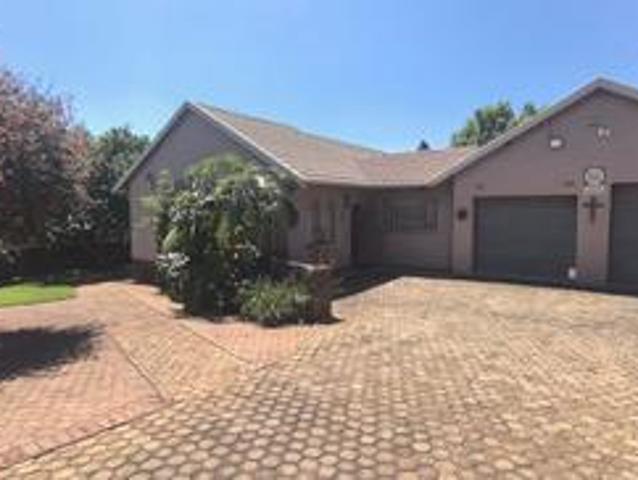 elegant 5 bedroom family home with a.