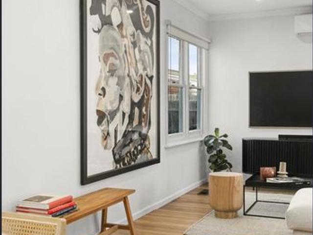 Elegant 3 Bedroom Home with Quality Features