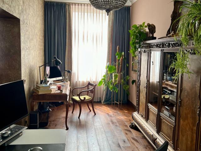 Elegant 3 Room Apartment with Luxury Interior – Central Location, Leipzig Amsterdam Apartments for Rent