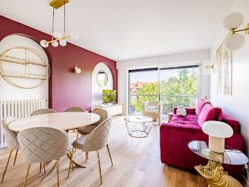 Elegant 3BR Apartment with Balcony and Eiffel Tower Views