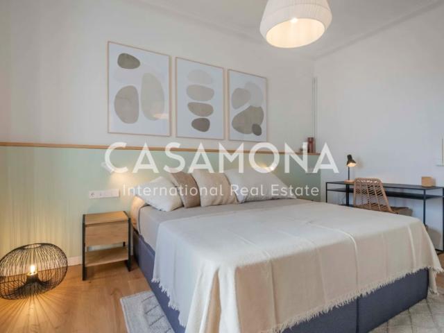 Elegant 4 Bedroom Residence on Gran Via in Eixample Esquerra