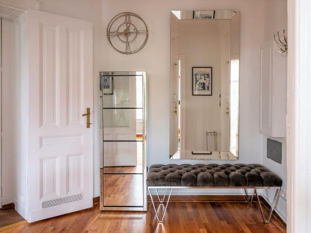 Elegant 4 Room Period Apartment with South Facing Balcony, 2 Bathrooms, Parquet Flooring, 2nd Floor, Berlin Amsterdam Apartments for Rent