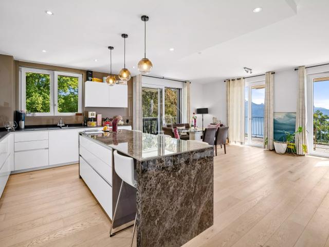 Elegante 4,5 Zimmer Wohnung mit Panoramablick auf den See zwischen Lausanne und Vevey
