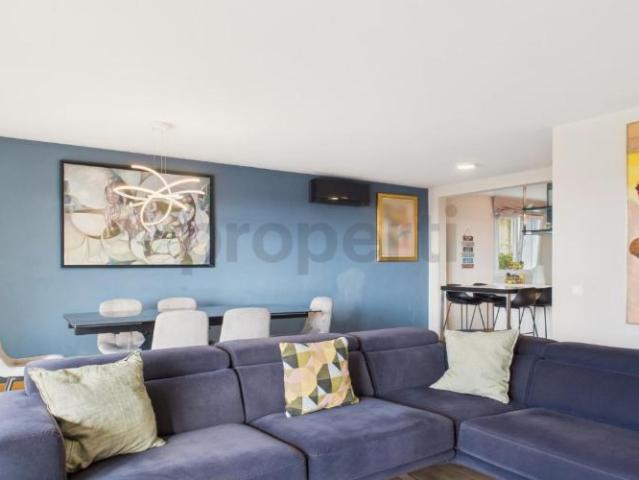 Elegante 4.5 Zimmer Wohnung mit Privatparkplatz, Balerna