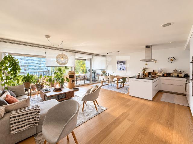Elegante 5 Zimmer Wohnung in einer luxuriösen Residenz
