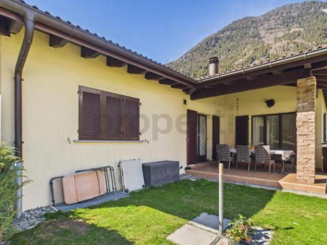 Elegante 5.5 Zimmer Villa mit grossem Garten in Piotta