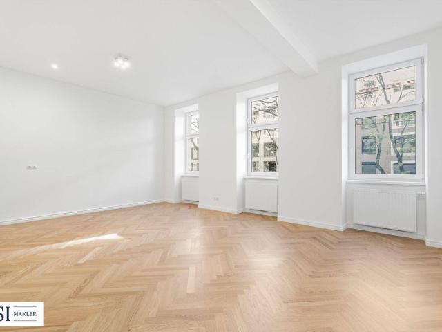 Elegante 3 Zimmer Altbauwohnung im 14. Bezirk mit großzügigem Balkon