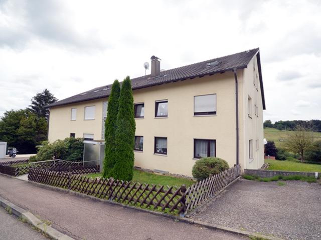 Elegante 3,5 Zimmer Wohnung in idyllischer Wohnlage