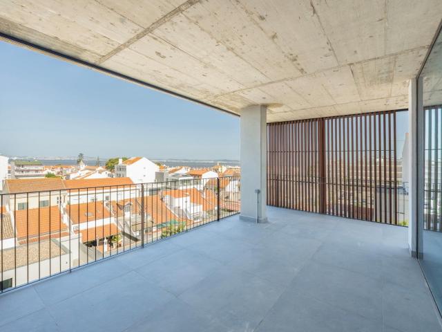 Elegante T3 em Condomínio Privado com Vista Rio m² Alcochete