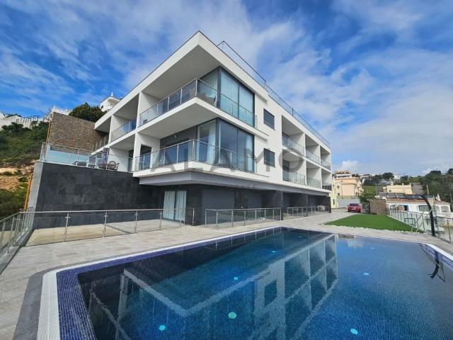 Elegante T1 com Vista Mar, Piscina e Garagem na Marina de Al. 63m² Albufeira e Olhos de Água