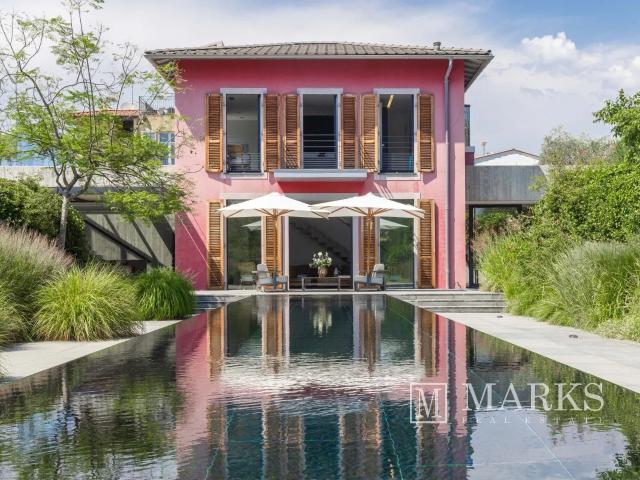Villa de luxe de 4 chambres au centre de Saint Jean avec ter. 301m² Saint Jean Cap Ferrat