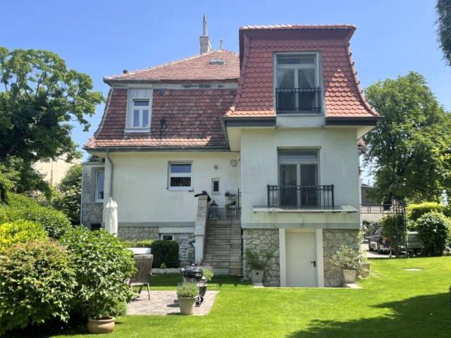Elegante Villa in Mödling Exklusives Wohnen in Bestlage