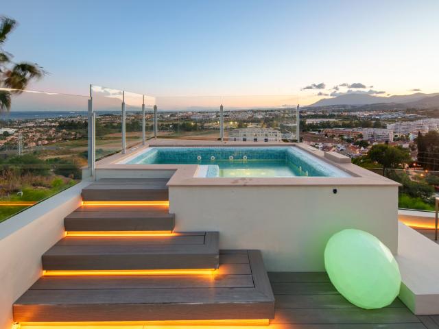 Elegante villa llave en mano con interiores italianos de alta calidad Nueva Andalucía