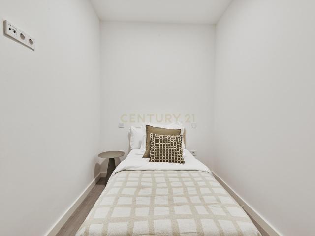 Meléndez Valdés 13. Elegante vivienda en el vibrante Chamberí