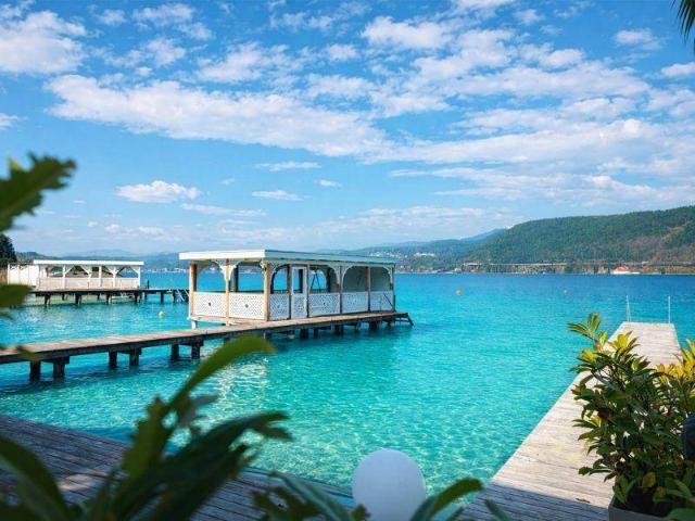 Elegante Wörthersee Wohnung mit privatem Seezugang