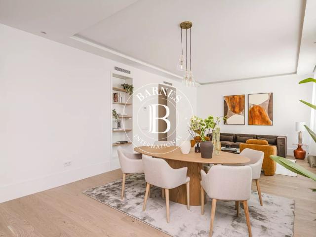 Elegante y Amplio Piso con Vistas Verdes en el Barrio de Sal. 175m² Madrid