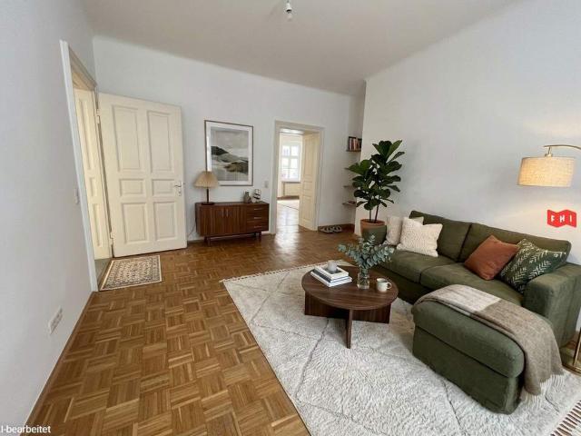 Elegante Altbauwohnung mit AirBNB Potenzial
