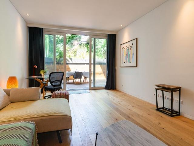 Elegante Apartamento T2 no coração da Lapa, Estrela, Lisboa