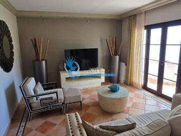 Elegante Apartamento T2 no Prestigiado Pine Cliffs Resort Al. 123m² Albufeira e Olhos de Água