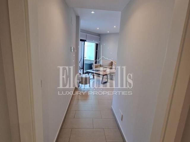 Elegante apartamento totalmente renovado a solo 100 metros de la playa de El Albir