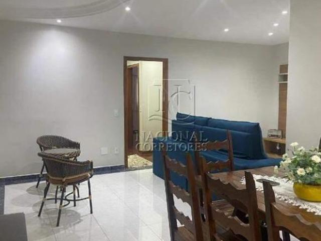 Elegante apartamento à venda no Condomínio Mansão dos Nobres com porteira fechad