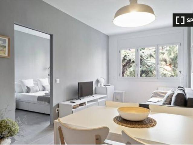 Elegante apartamento de 1 dormitorio en alquiler cerca del metro en el centro de Gràcia