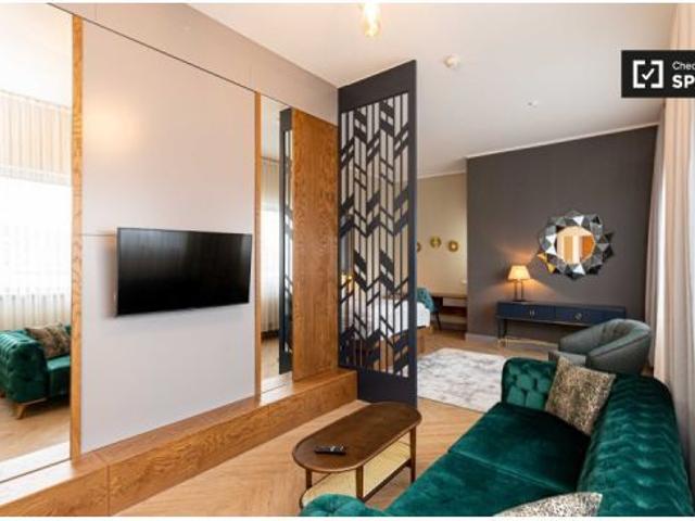 Elegante apartamento de 1 dormitorio en alquiler en Berlín Charlottenburg