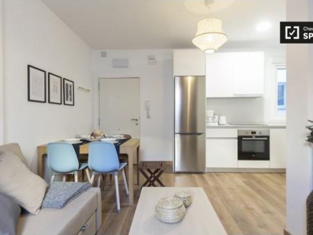 Elegante apartamento de 2 dormitorios en alquiler en Madrid Río