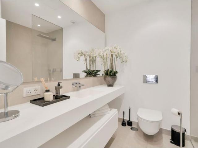 Elegante apartamento de 2 dormitorios en Aqualina Residences, La Quinta | Benahavís