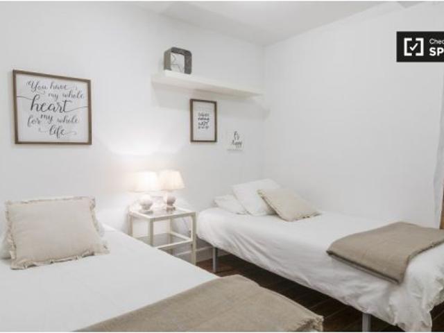 Elegante apartamento de 3 dormitorios en alquiler en el Casco Viejo de Bilbao
