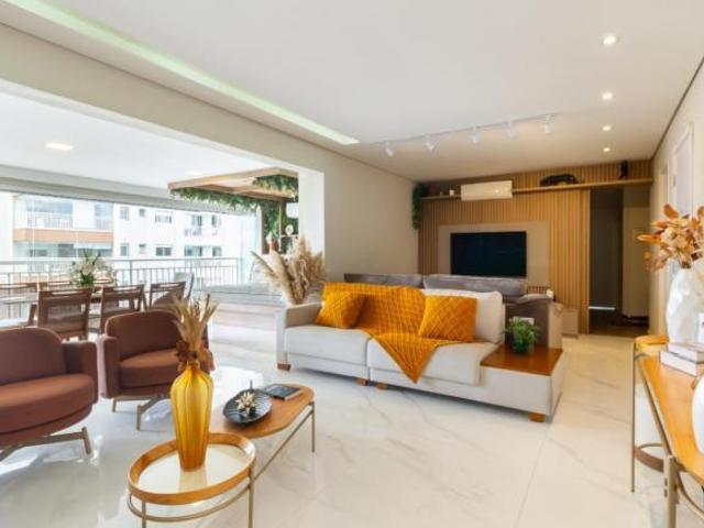 Atraente apartamento para venda em Vila Anastácio com 3 quartos, sendo 3 suítes, 136m² remaxmonarc