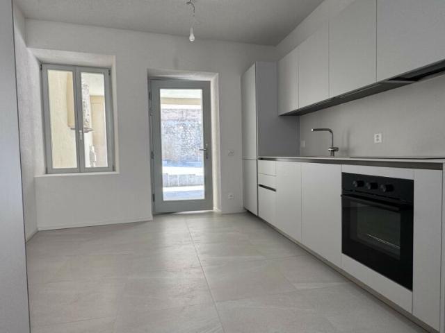 ELEGANTE APPARTAMENTO 2.5 LOCALI IN CENTRO A MENDRISIO