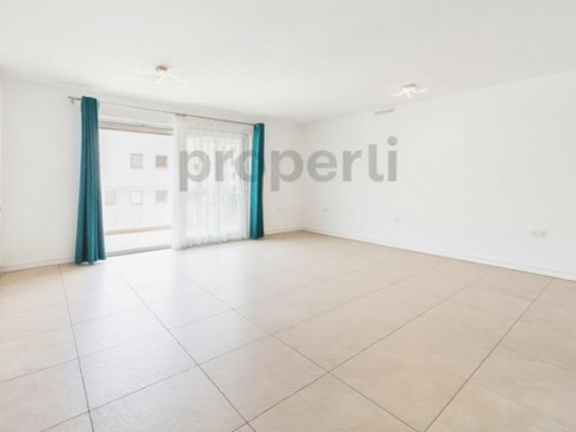 Elegante appartamento di 4.5 locali a Bellinzona con terrazza di 30 mq