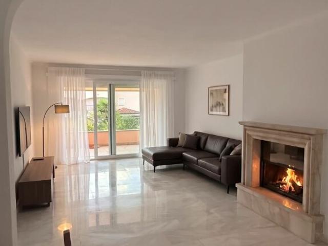 Elegante appartamento di 4.5 locali Ascona Lago Maggiore
