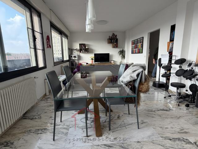 Elegante Attico Arredato di cucina con terrazza nel Cuore di Padova Centro Storico