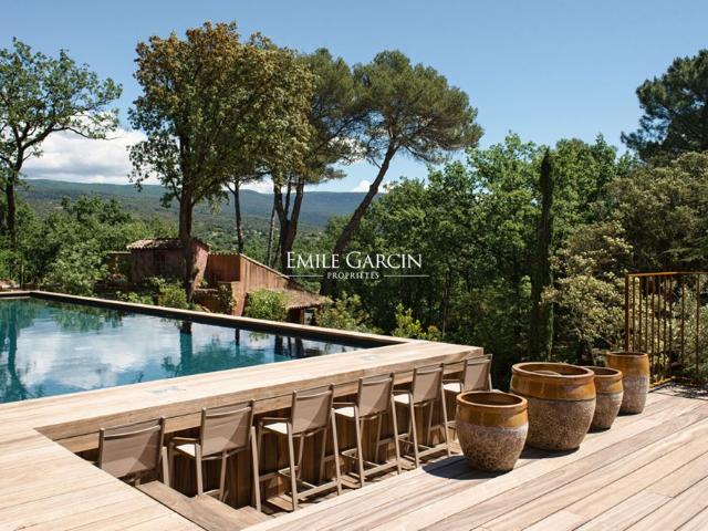 Elégante Bastide à louer, au coeur du Luberon, avec piscine