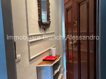 Elegante Bilocale Ristrutturato in Affitto a Firenze Zona Beccaria/Oberdan