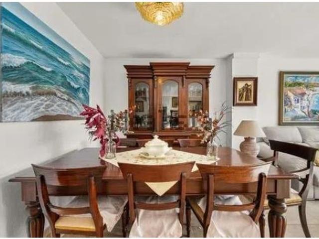 ? Elegante casa adosada con piscina en Cala Major ?✨