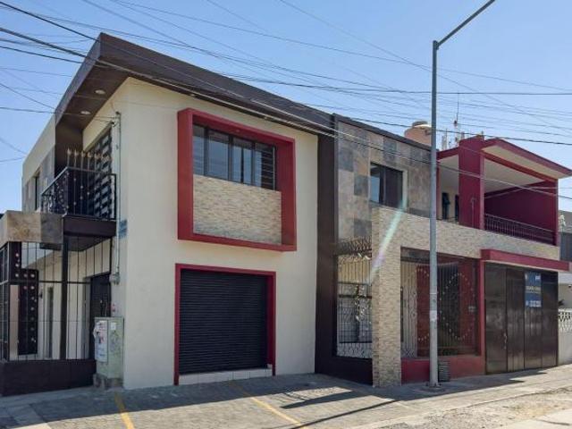 Elegante casa en venta en Olímpica, Guadalajara