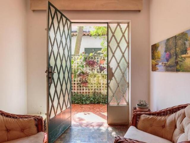 Confortável casa para venda em Vila Mariana com 3 quartos, 190m²