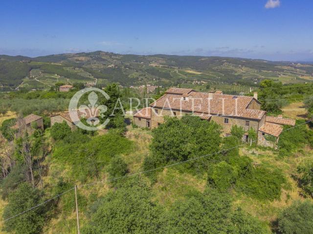Elegante Casale in Pietra con Vista Panoramica nel Cuore del. 785m² Greve in Chianti