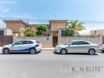 Elegante Chalet Pareado en Mutxamel